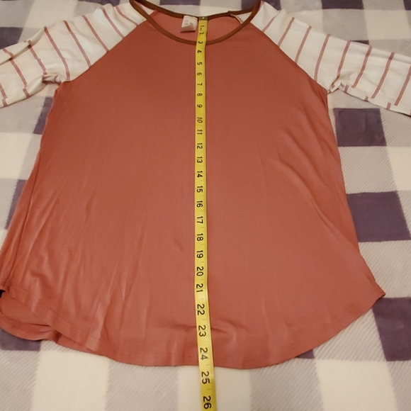 Striped Raglan top - Picture 5 of 6